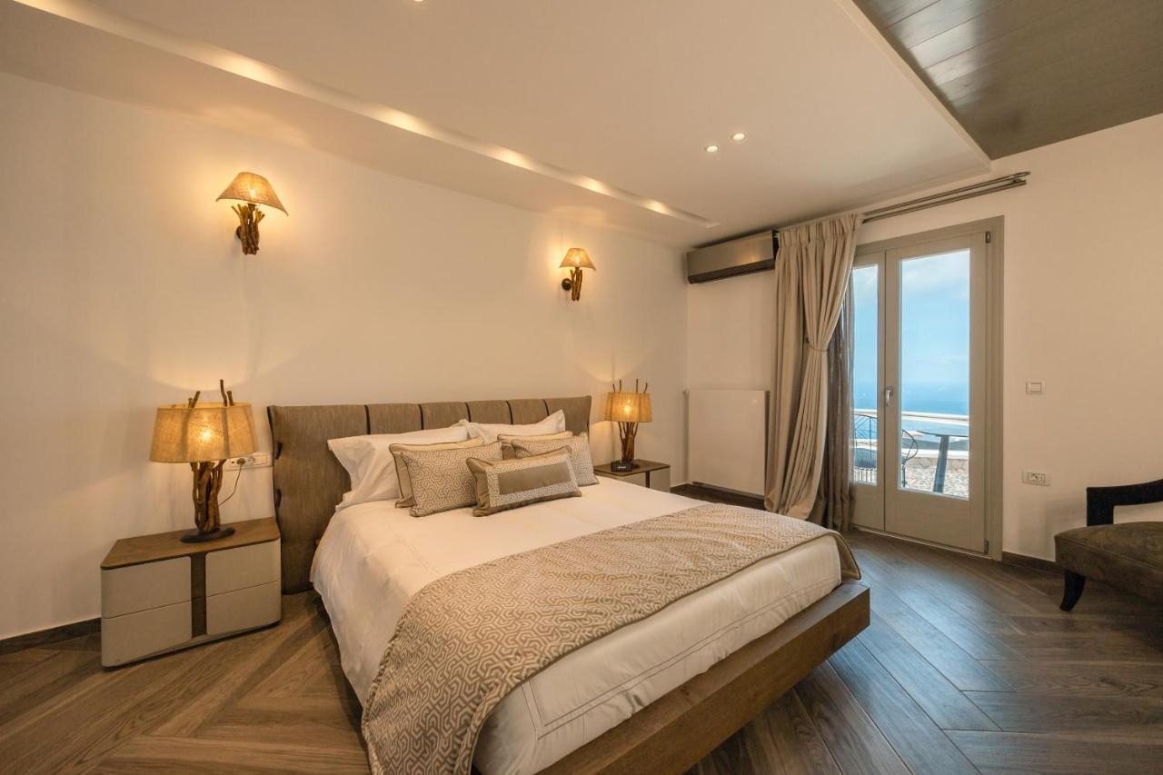 Santorini Grand Luxury Villas Imerovigli  Exterior photo